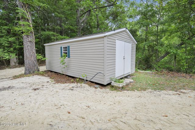 552 Colonial Landing Road SE, Bolivia, NC 28422
