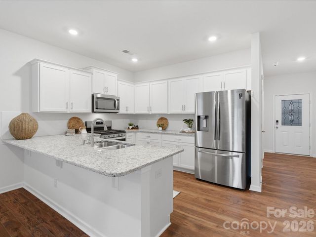 9705 Tea Garden Drive, Gastonia, NC 28056