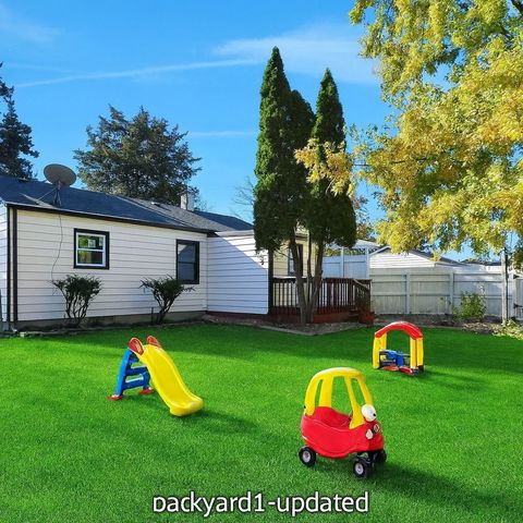 748 73rd Court, Willowbrook, IL 60527