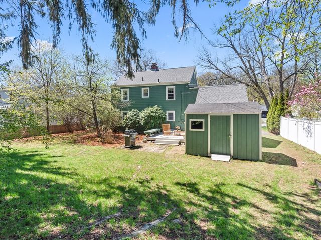 30 Kinnicutt Rd, Worcester, MA 01602