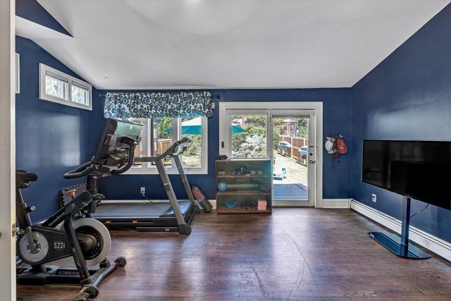 1831 Carter RD SW, Roanoke, VA 24015