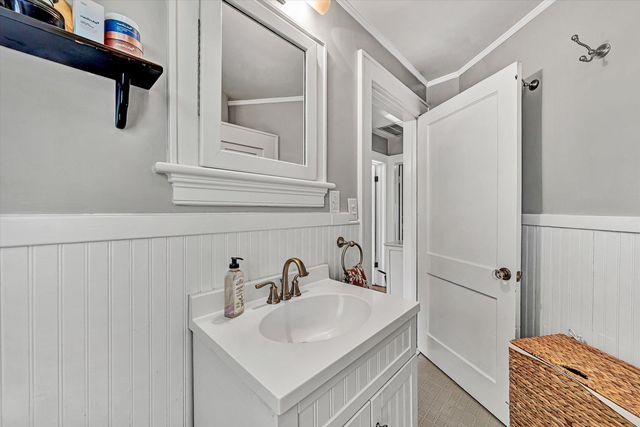 1831 Carter RD SW, Roanoke, VA 24015
