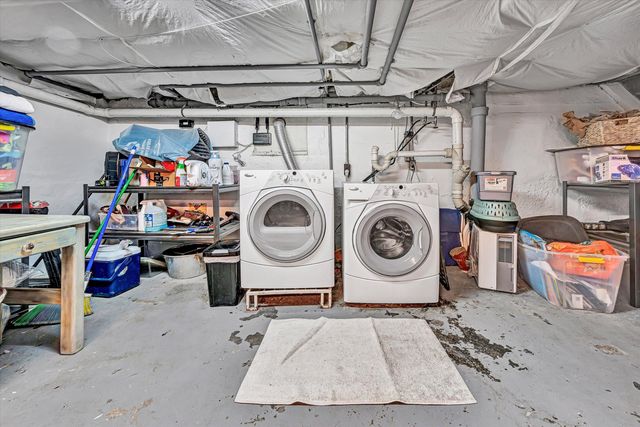 1831 Carter RD SW, Roanoke, VA 24015