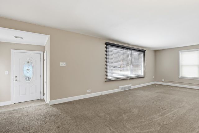 291 Mast Road, Manchester, NH 03102