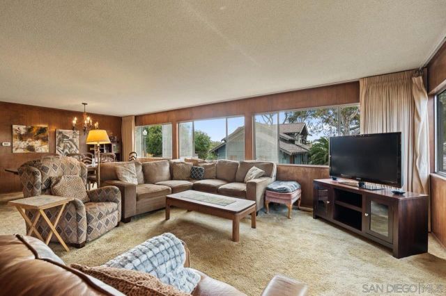 4254 Ampudia St, San Diego, CA 92103