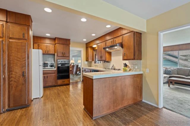 4254 Ampudia St, San Diego, CA 92103