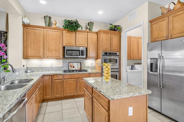 81193 Avenida Tres Lagunas, Indio, CA 92203