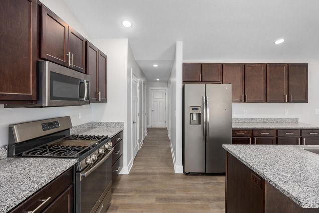 1368 S Village Circle, Kalamazoo, MI 49009