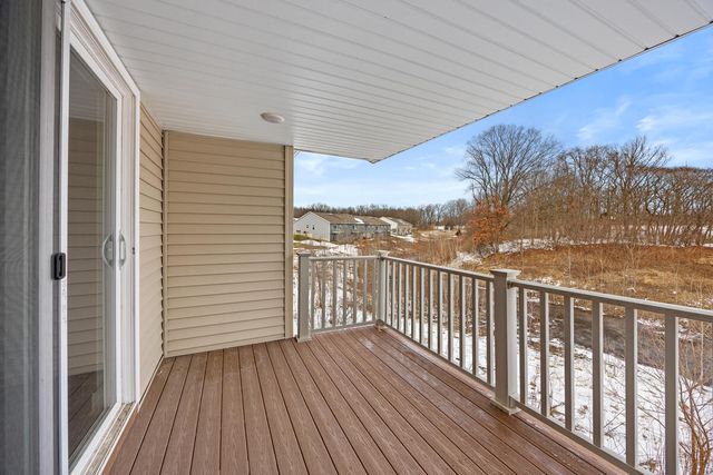 1368 S Village Circle, Kalamazoo, MI 49009