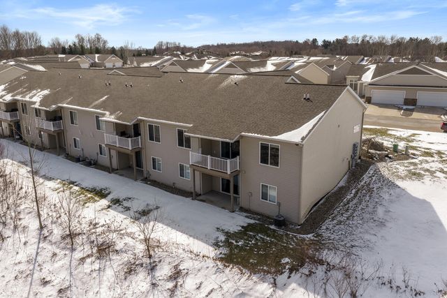 1368 S Village Circle, Kalamazoo, MI 49009