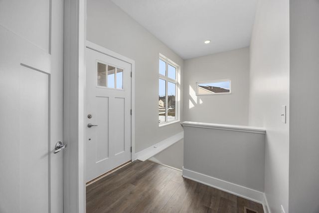 1368 S Village Circle, Kalamazoo, MI 49009