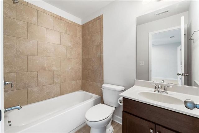 7990 Willoughby Court, Alpharetta, GA 30005