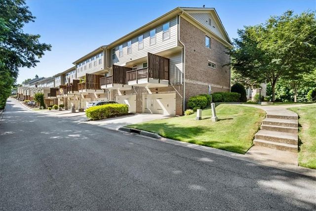 7990 Willoughby Court, Alpharetta, GA 30005