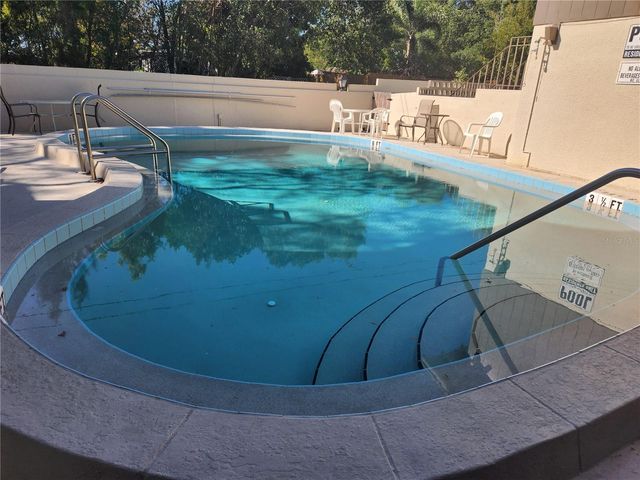 6042 1ST AVENUE S 31, St Petersburg, FL 33707