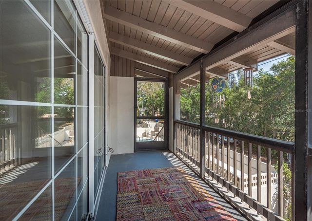 6042 1ST AVENUE S 31, St Petersburg, FL 33707