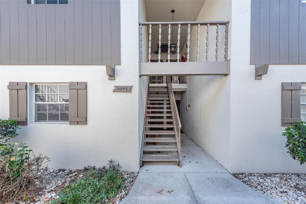 6042 1ST AVENUE S 31, St Petersburg, FL 33707