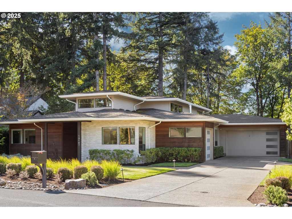 13197 THOMA Rd, Lake Oswego, OR 97034