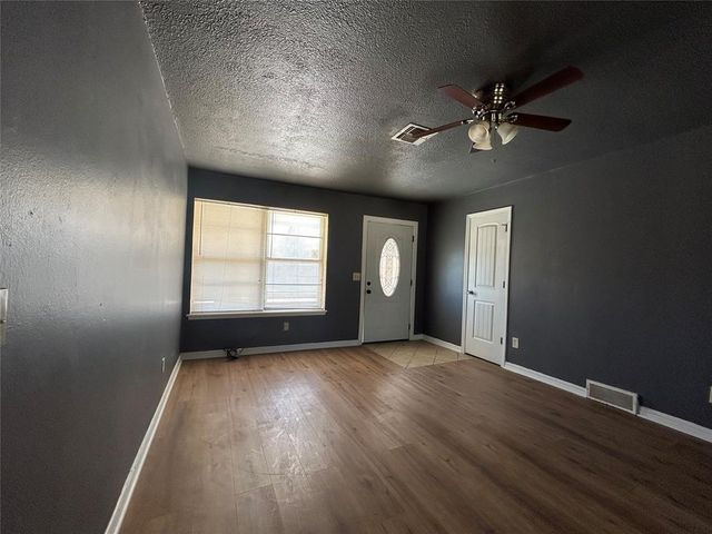 6905 NW 60th Street, Bethany, OK 73008