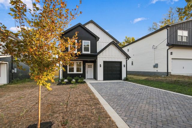 203 Paragon Mills Rd, Nashville, TN 37211