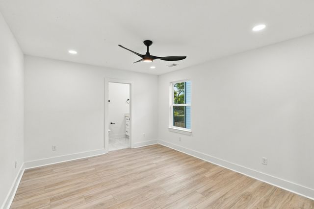 203 Paragon Mills Rd, Nashville, TN 37211