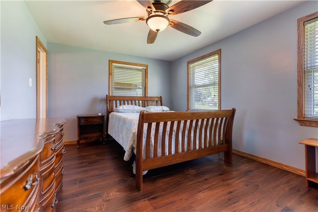 4260 Broadway Avenue NE, Louisville, OH 44641