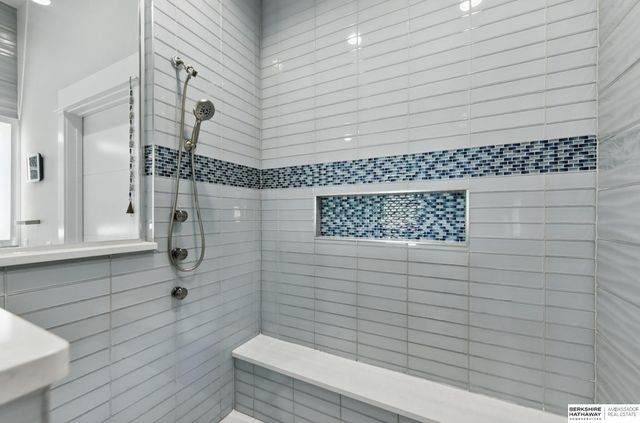 17028 S Reflection Circle, Bennington, NE 68007