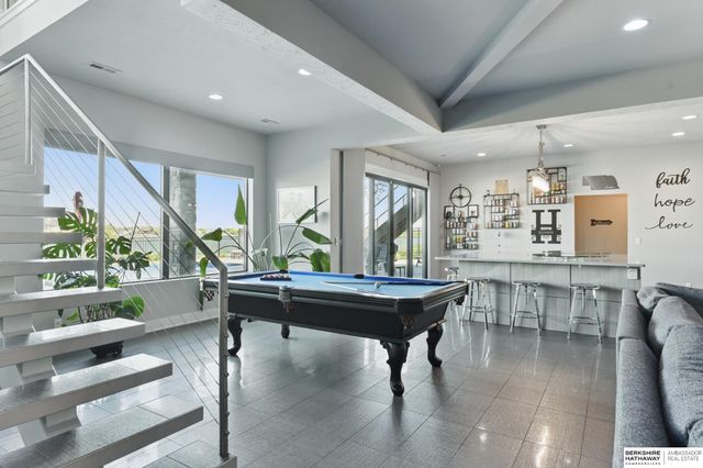 17028 S Reflection Circle, Bennington, NE 68007