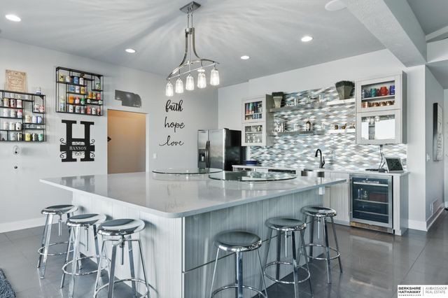 17028 S Reflection Circle, Bennington, NE 68007