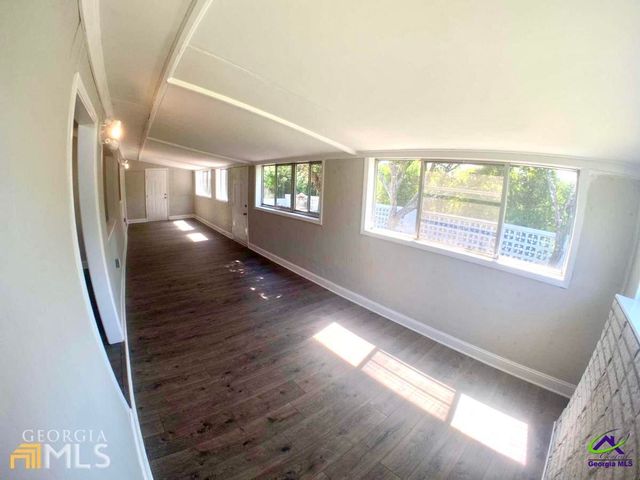 203 Pineview Drive, Warner Robins, GA 31088