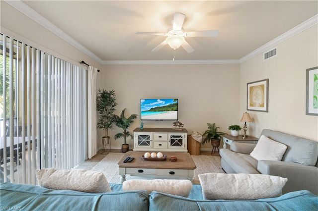 9727 Acqua CT # 436, Naples, FL 34113