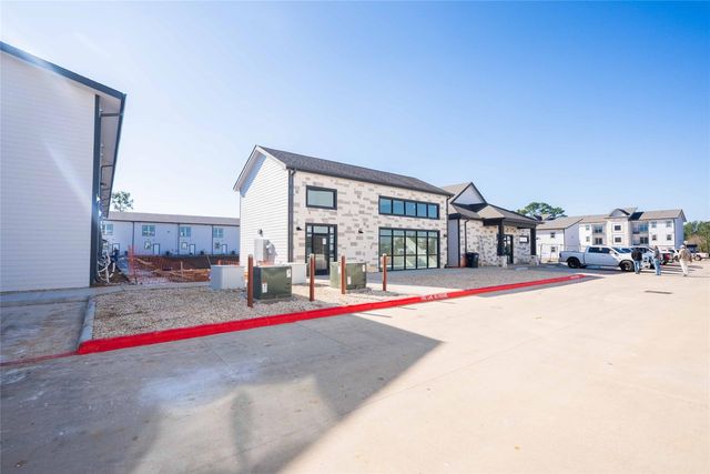 2101 Reinke Road 8106, Waller, TX 77484
