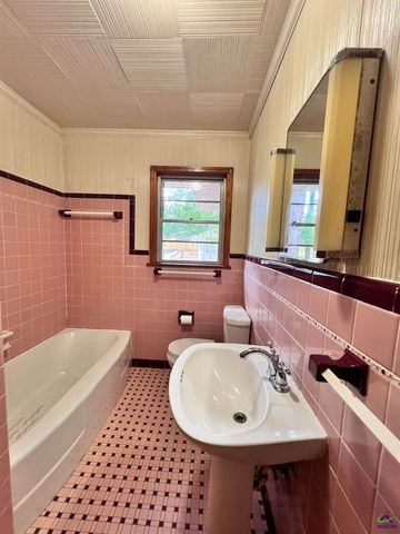 723 Winchester Circle, Macon, GA 31210