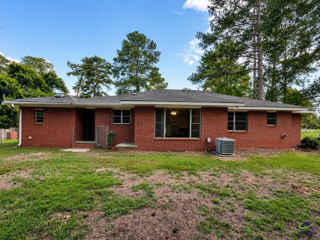 723 Winchester Circle, Macon, GA 31210