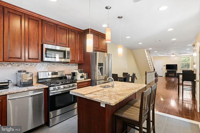 2328 REED ST, Philadelphia, PA 19146