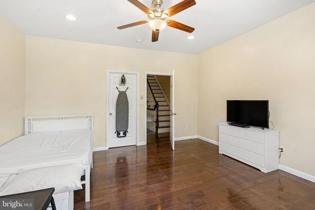 2328 REED ST, Philadelphia, PA 19146