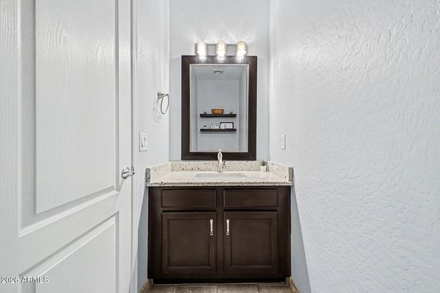 6605 W ROWEL Road, Phoenix, AZ 85083