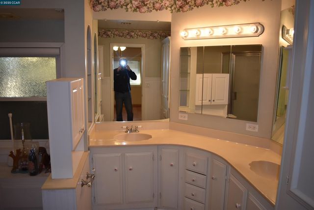 376 Avenida Flores 77, Pacheco, UT 84553