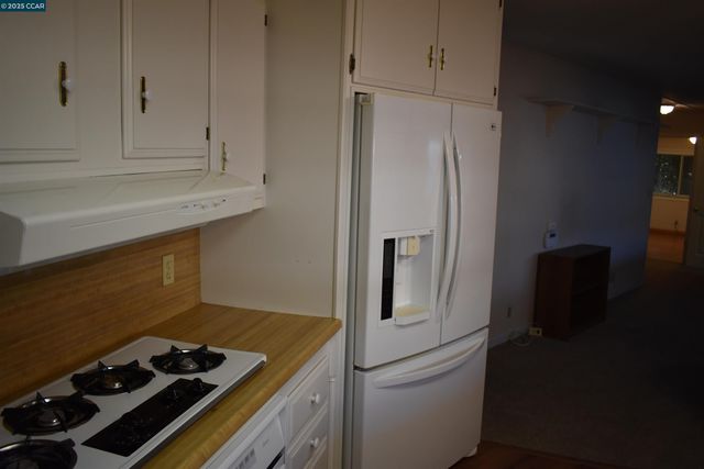 376 Avenida Flores 77, Pacheco, UT 84553