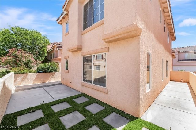66 Belle Maison Avenue, Las Vegas, NV 89123
