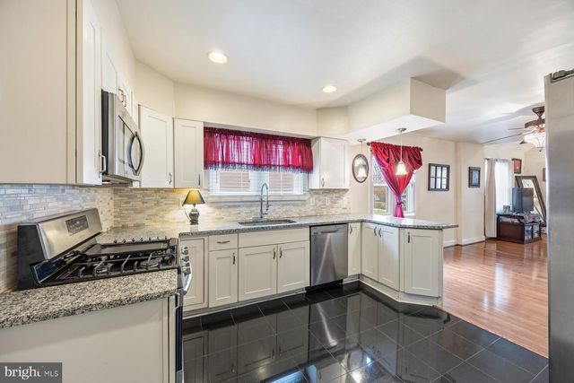 4002 HAMILTON AVE, Baltimore, MD 21206