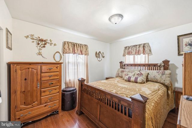 4002 HAMILTON AVE, Baltimore, MD 21206