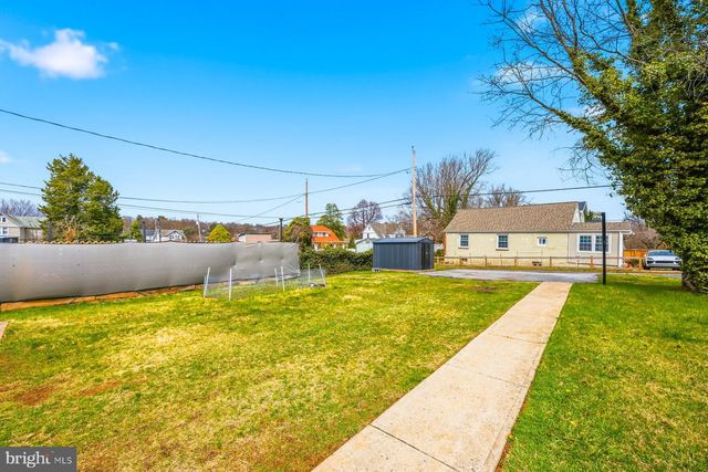 4002 HAMILTON AVE, Baltimore, MD 21206