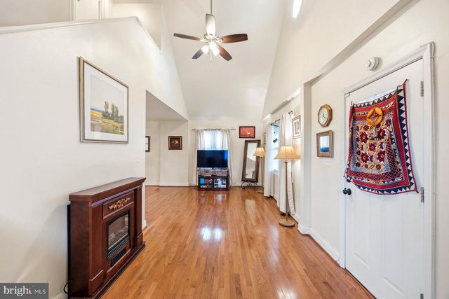 4002 HAMILTON AVE, Baltimore, MD 21206