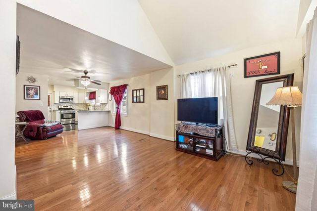 4002 HAMILTON AVE, Baltimore, MD 21206