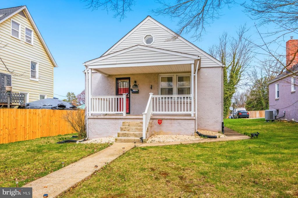 4002 HAMILTON AVE, Baltimore, MD 21206