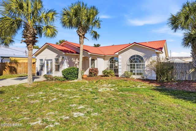 611 Granada Circle, Panama City Beach, FL 32413