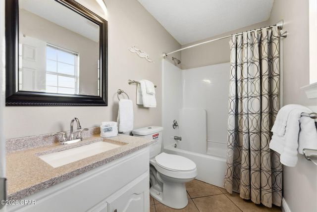 611 Granada Circle, Panama City Beach, FL 32413