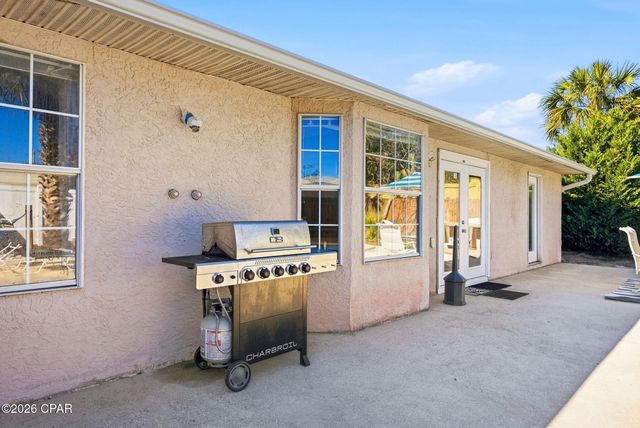 611 Granada Circle, Panama City Beach, FL 32413