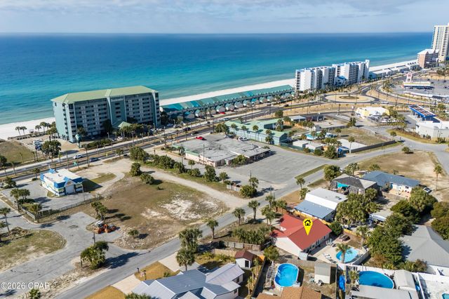 611 Granada Circle, Panama City Beach, FL 32413