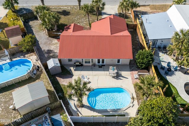 611 Granada Circle, Panama City Beach, FL 32413